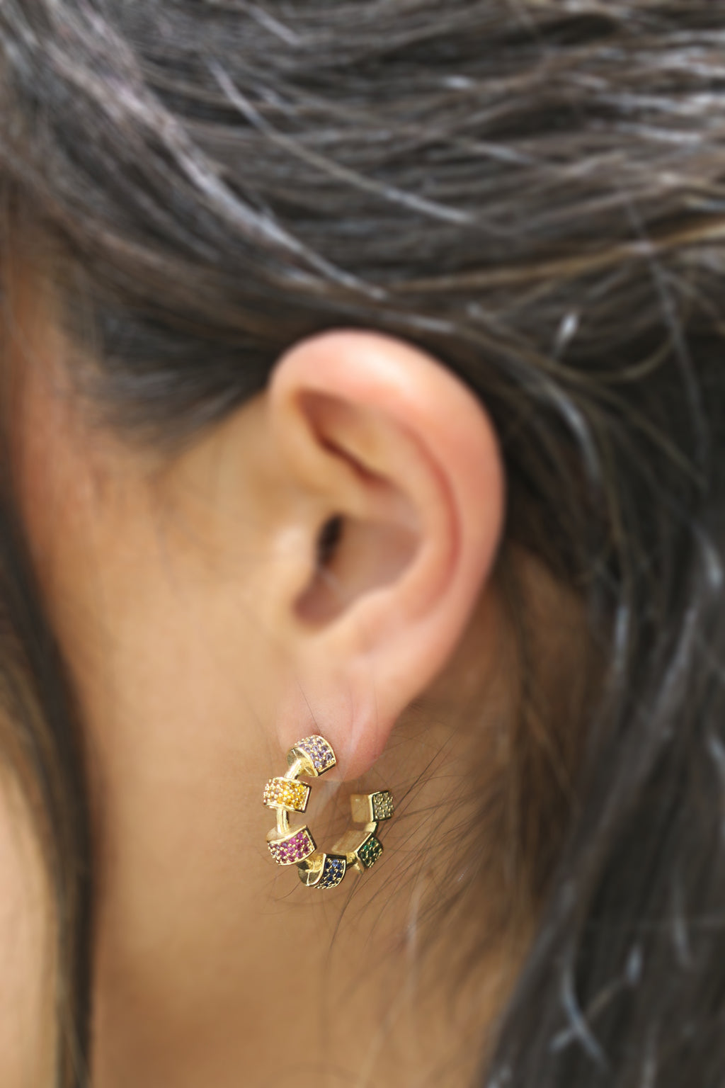 Boucles d’oreilles créoles multicolore